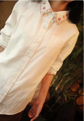Women's flower embroidery shirt
