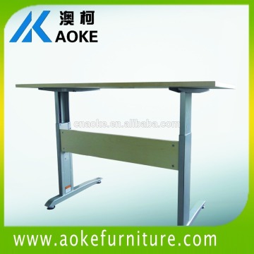 automatic height adjustable desk