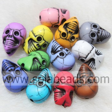 Όμορφο 12 * 20MM Art Skull Head Shape Candy Charm Beads