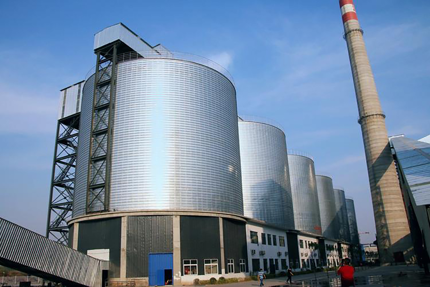Cement storage in environmental protection industry