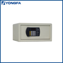 Electronic hotel safe