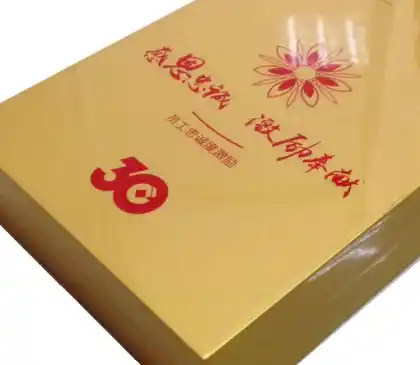 Luxurious Golden Bank Wooden Anniversary Medal Box