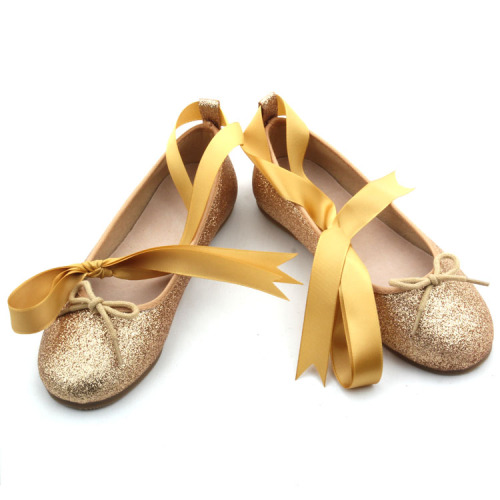 Zapatos de vestir con suela de goma para bebé de color amarillo brillante