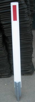 S-1465 guardrail delineator