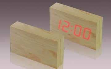 Super Deal digital clock