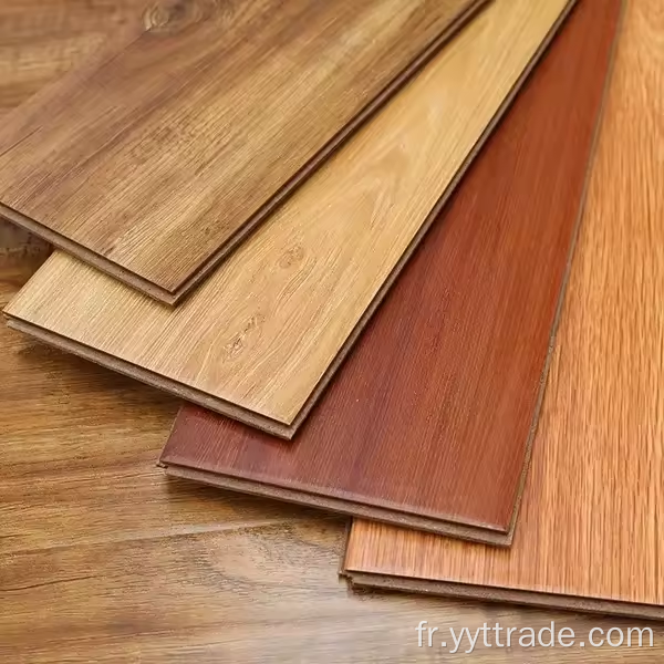 Plancher LVT de salle de bain rouge de 3 mm