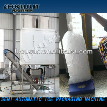 Machine d'emballage de glace semi-automatique de Focusun pour différents types de glace