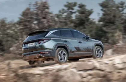 5-seater Comfortable gasoline SUV Hyundai Tucson