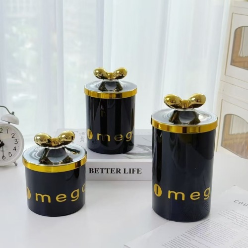 Vintage Elegant Multi-purpose Plastic Jars with Lids