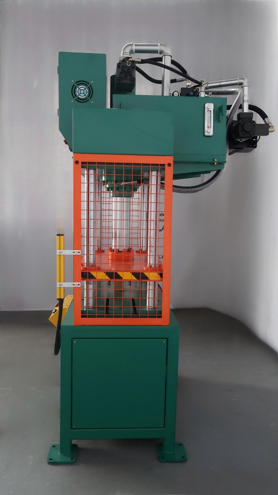 Servo oil pressure trimming machine
