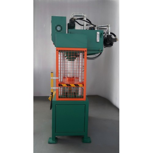 Máquina de aparar hidráulica servo