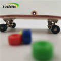 Galas Papan Jari Kayu Mini Skateboard