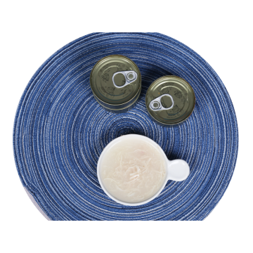 Nutrição de carne branca de comida molhada de gato enlatado