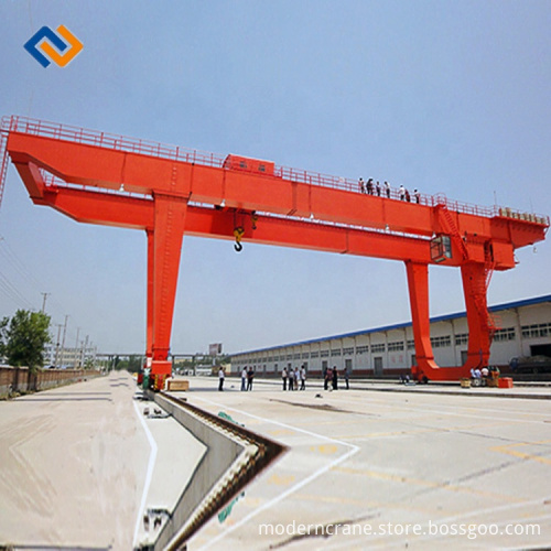 Double Girder Gantry Crane for Lifting Steel Tubes