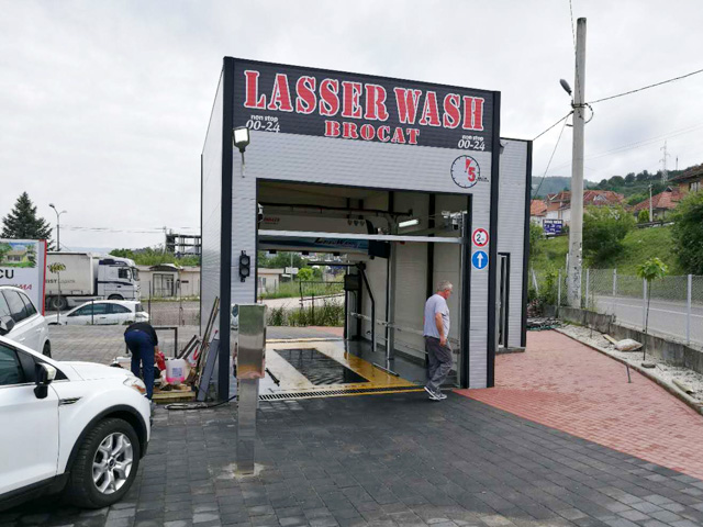 automatic car wash machine