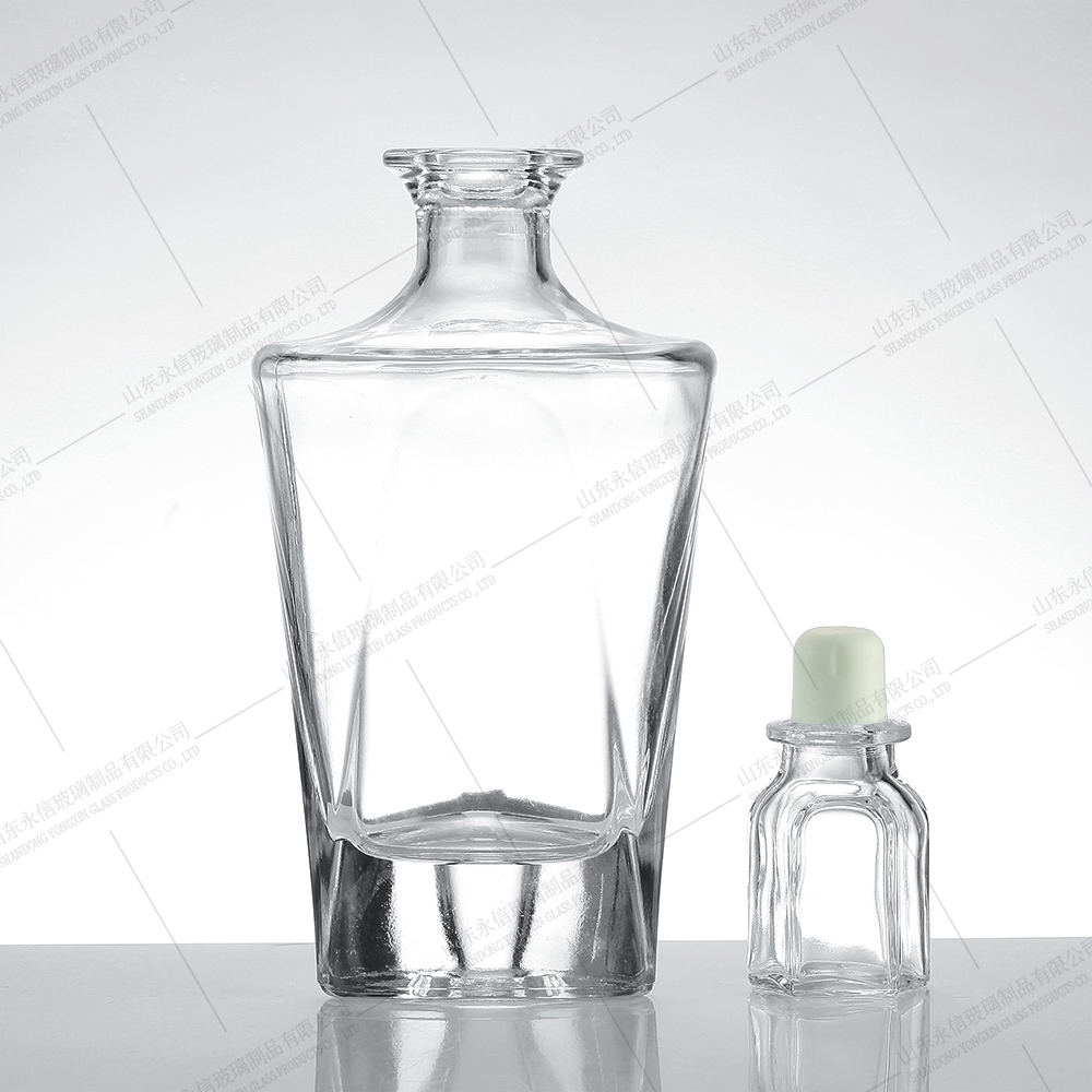 Luxury crystal whiskey bottles exporter