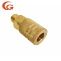 Adaptador de manguera de latón confiable con roscas externas