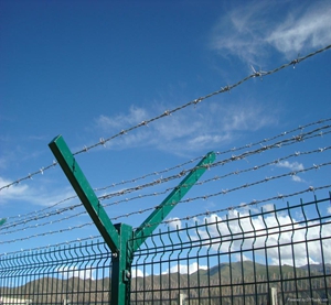 Professional PVC coated welded airport fence