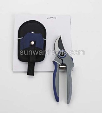 Bypass pruner in pouch bag