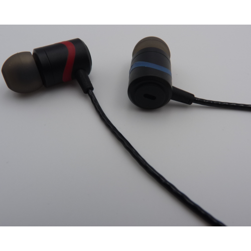 Auriculares intrauditivos con sonido puro y graves potentes