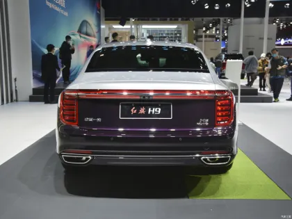 Exclusive Overview: High-Performance Petrol Sedans - The All-New Hongqi H9 from China's Luxury Car Market