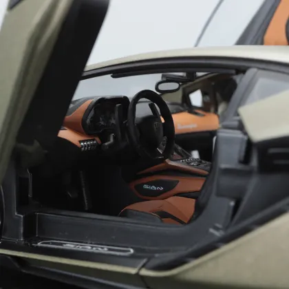 BBurago 1:18 Scale Diecast Model Car - Sian FKP37: Boys' Toys with Opening Doors and Simulation Features