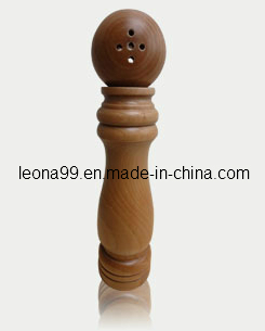 8" Salt&Pepper Shaker (W021)