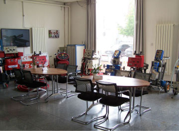 Pneumatic Ultrahigh Pressure Spraying & Injection Equipment