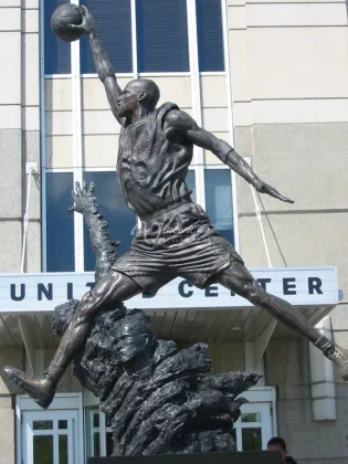 Basketball Player Michael Jordan sculputre