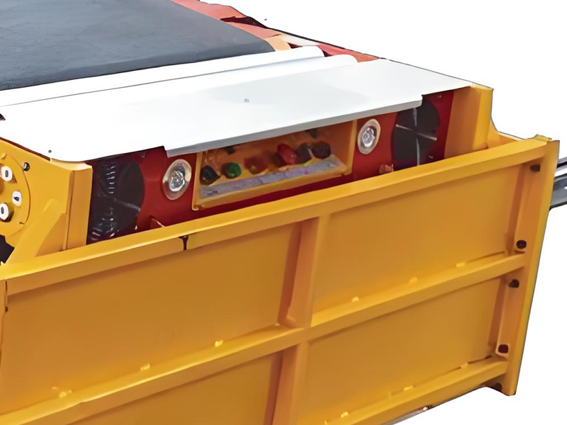 Adjustable belt telescopic machine