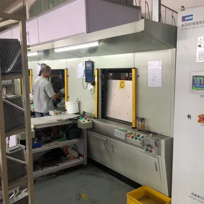 Auto Car AC Condenser for Alfa Romeo GT 937 2003-2010 60668109 60679629