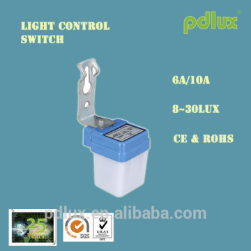 PDLUX Light Control Switch according to ambient-light