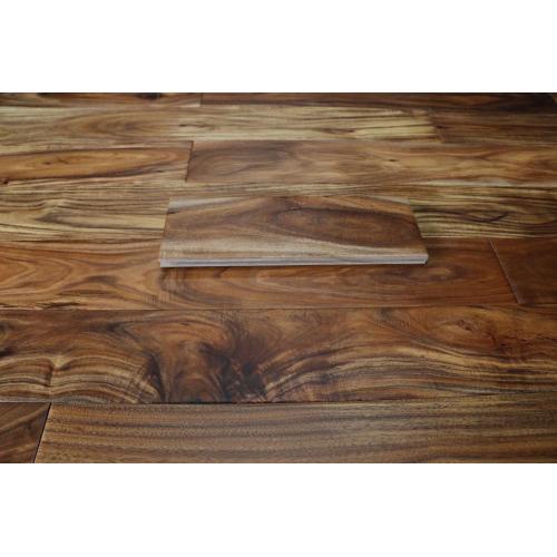 Small Leaf Acacia Solid Wooden Flooring