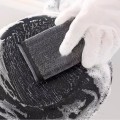 Sponge di scrub metallico per la pulizia della cucina