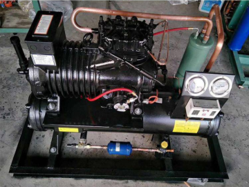 Refcomp स्क्रू कंप्रेसर यूनिट