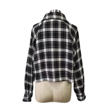 Women's woolen plaid with flap pockets jacket