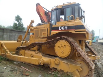used CAT D6H bulldozer