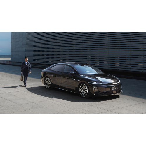 Hyper New Luxury 2.0 sedan