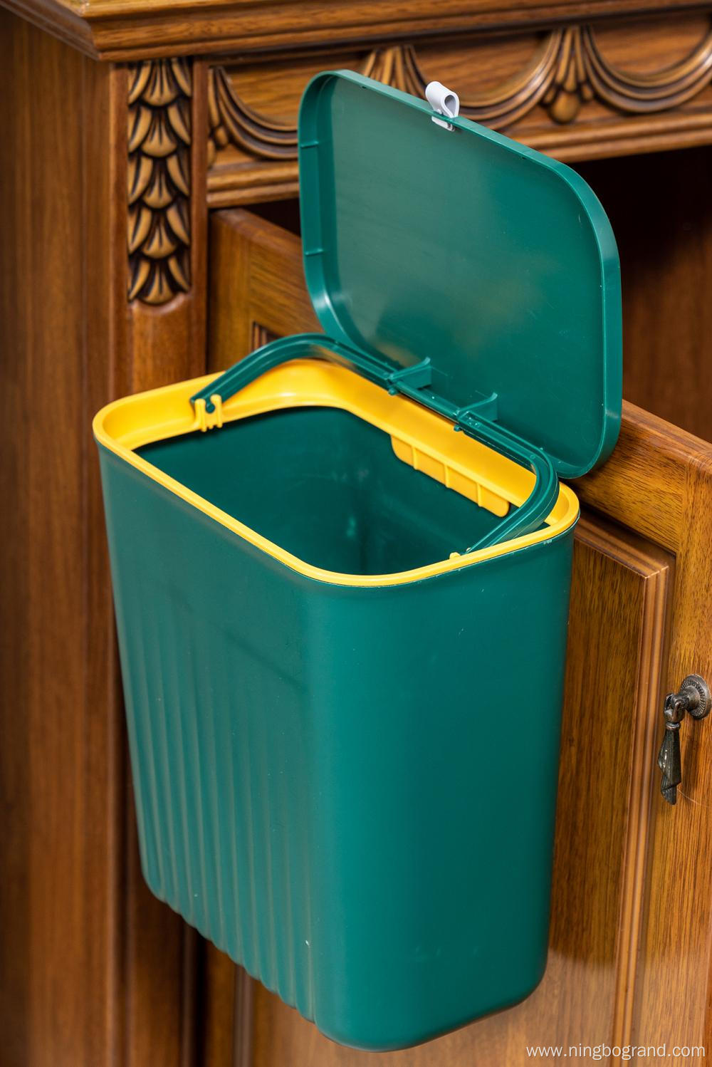 Hanging Trash Can with Lid