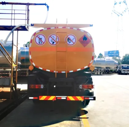 FAW Fuel Delivery Truck Oil Tank Truck