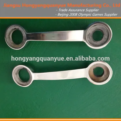 Glass spiders with swivel fittings