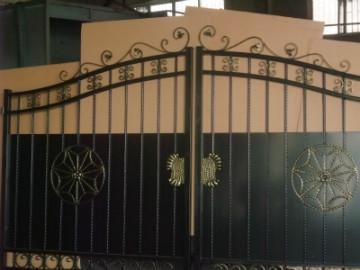 Cast Iron Gate