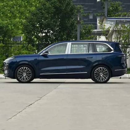 Deepal S09 2025 All-Wheel Drive Ultra