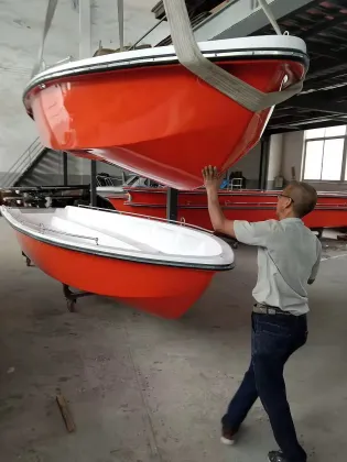 4m/4.5m/5.2m/6m Fiberglass Assault Boat for Lake and Sea