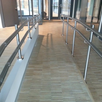 Accesorios de pasamanos de barandilla de vidrio de escalera de decoración de interiores