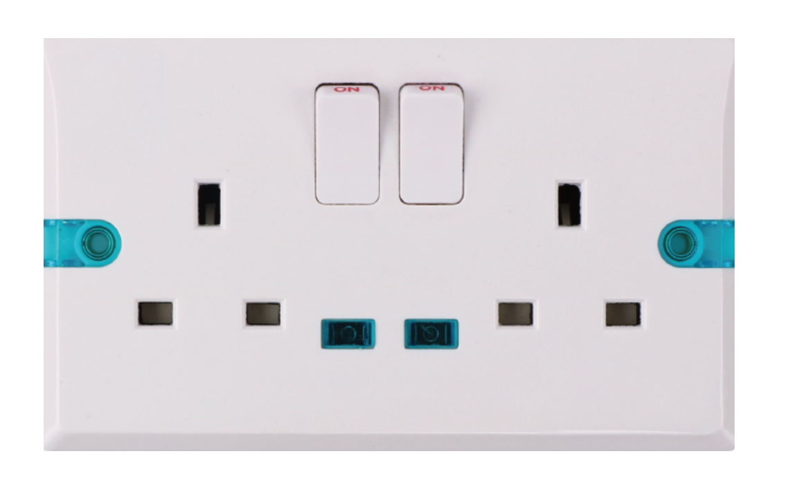 RN Series 2 Gang 13a Switched Socket