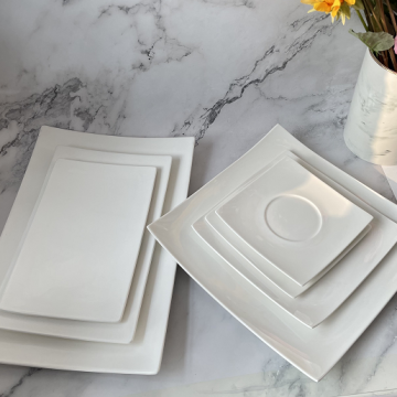 18-Piece Kitchen Dinnerware Set