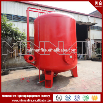 Fire fighting foam bladder tank