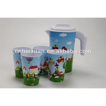 Plastic kettle with cup