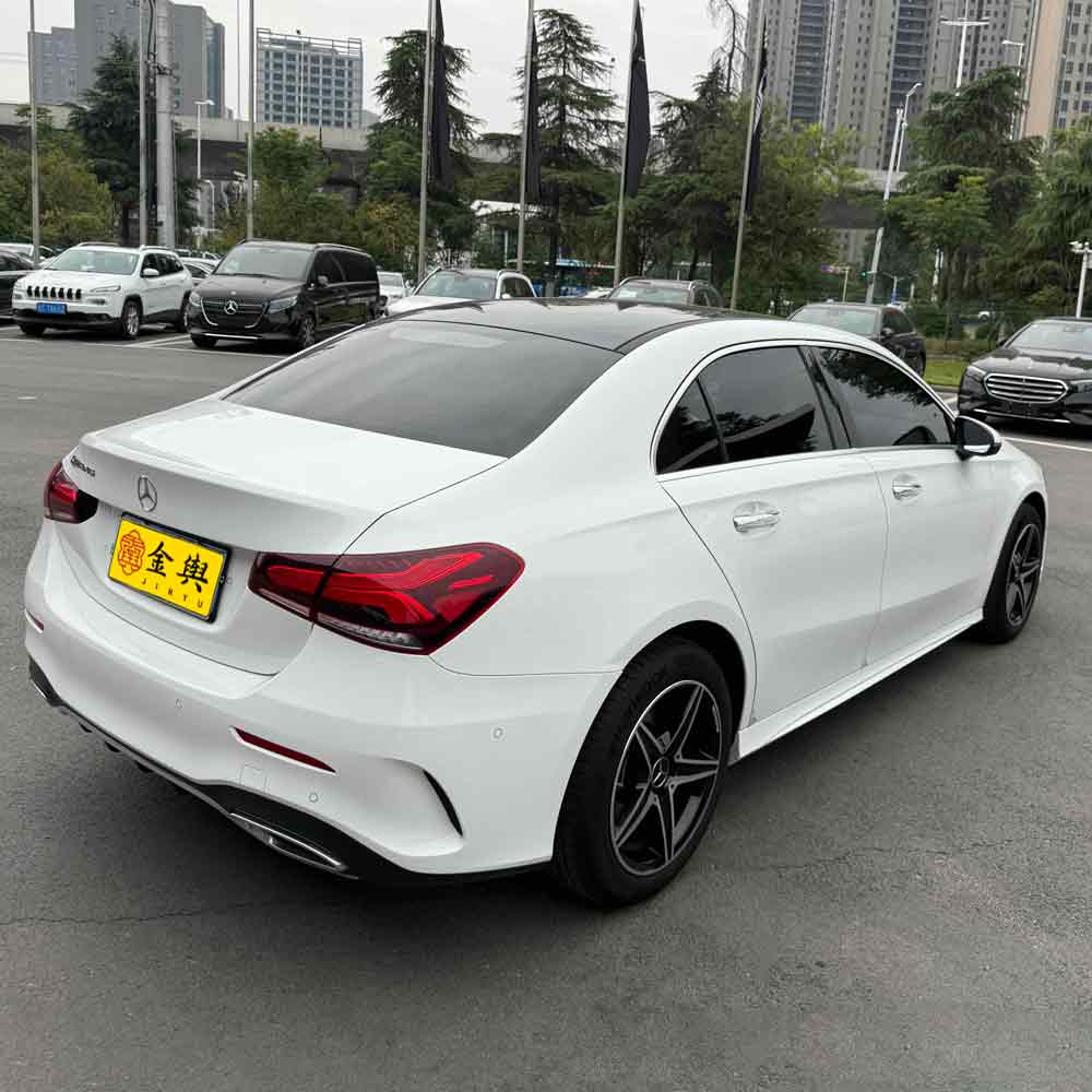 Mercedes-Benz-A-2022